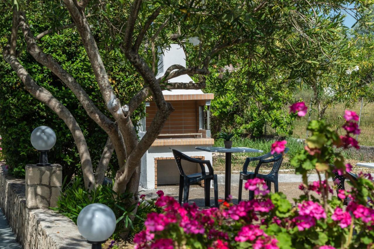 Nicole Studios Laganas Exterior photo
